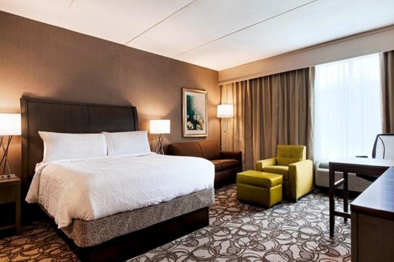 Hilton Garden Inn Lenox Pittsfield Exteriör bild